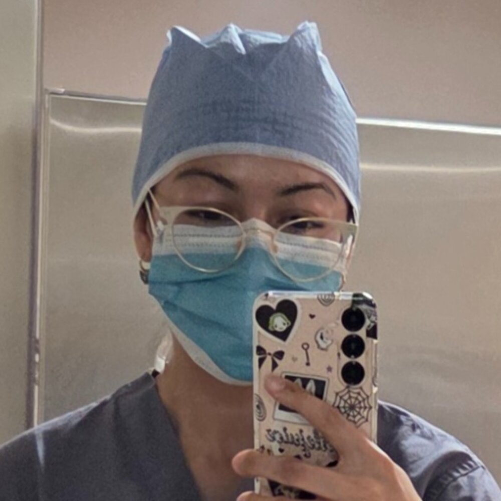 Meet your Posher, Hira Ali